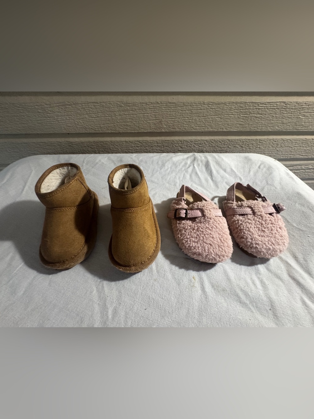 Bundle Baby faux uggs booties , Gap Pink soft slippers size 5
